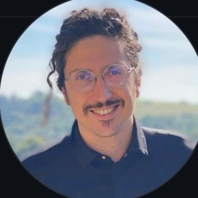 noelguiavieira's profile picture. A web developer with a background in communication and project management for corporate, political, and non-governmental organizations.