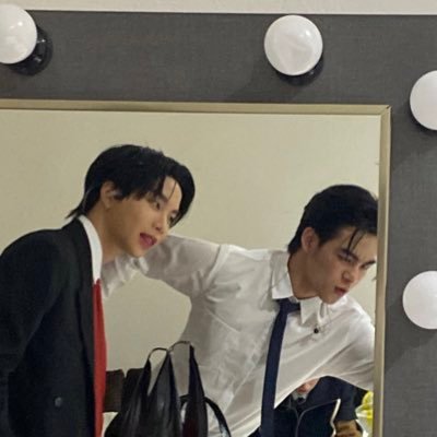 เป็นอาร์มี่เลือดม่วง \ กลับมาเจอกันอีกครั้ง2025 \ บังทันคือศิลปินคนโปรด \ #JUNGt \ #MARCkris \ #MINthanakrit \ #BUSbecauseofyouishine \ Lovesick2024 \ #krmjtc