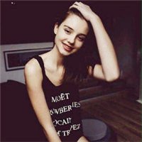 macaulay_v82612's profile picture. 