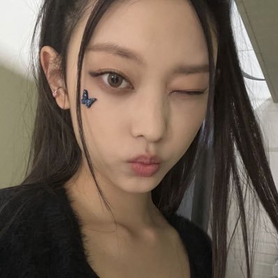 i3kmg's profile picture. ⋆⸜ 🎧 svt always in all ways 🪽