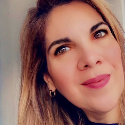 amigaluna's profile picture. Venezolana 🇻🇪Diseñadora de modas.