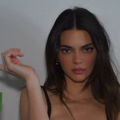 your daily @kendalljenner.