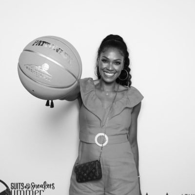 DanyelleSargent Profile Picture