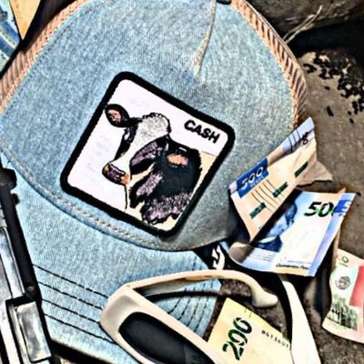 artyy_9's profile picture. 
