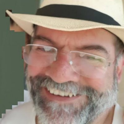 Robertovl2412's profile picture. 