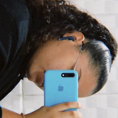 idk_me9's profile picture. FELIZ COM JESUS E COM CRIANÇAS