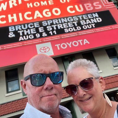 Married to Cynthia 34 years. Bears, Blackhawks, Bulls and Cubs. Proud Grandpa of Savannah, Kylie and Dylan, great grandpa of Abraham and Levi. No DM’s please.