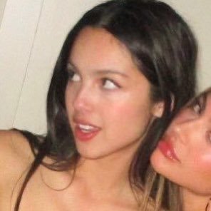 vitaIios's profile picture. a real life nuisance with very strong opinions. my achilles greatest of the greeks gunshots MY LEG