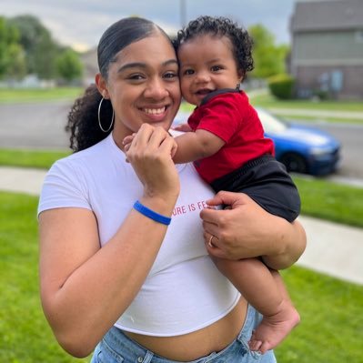 yoodaddyangel's profile picture. 