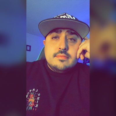 Chill Beats & Clappin' Cheeks.
| Apex Legends | Pokémon | Overwatch | Marvel | Shitposting |