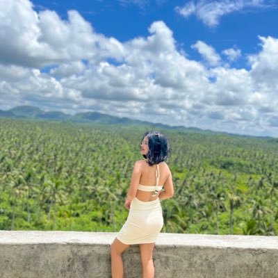 Ailurophile-Cynophile🐾 Comet🌌 Jeremiah 29:11 ✨ Proverbs 31 ~ Butterfly 🦋. IKIGAI♥️