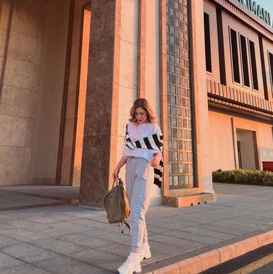 EzgiEceeee's profile picture. TheEzgi