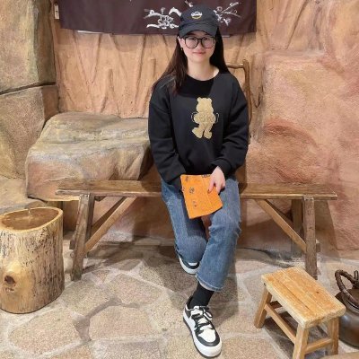 I'm Jenny,from Shenzhen New Winfame Technology Co., Ltd..I have five years of experience in foreign trade work. I am good at developing foreign trade business,