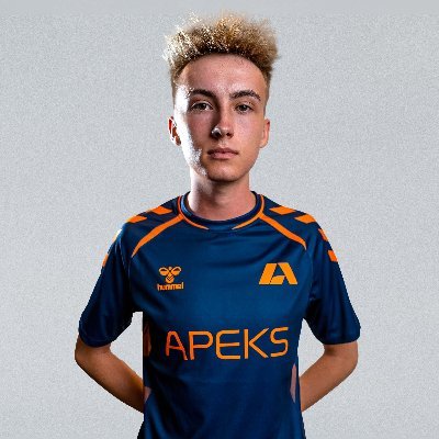 20 y/o CS2 player. Currently playing for @apeksgg Business inquiries: Roni.hakola@poserts.com