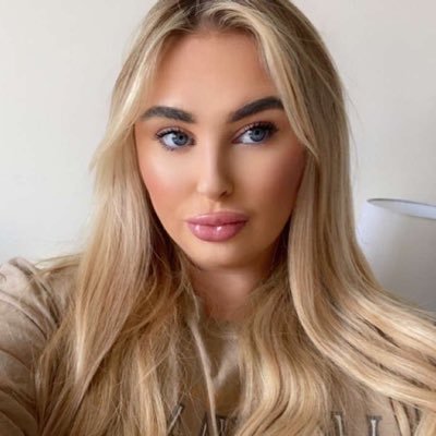 charlottecrowt2 Profile Picture