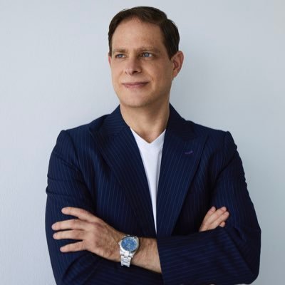 Serial Entrepreneur & investor, Advisor, speaker, Expert in tokenomics, GTM, BD, DD, strategy, launch. Crypto enthusiast since 2013, dog lover & MMA!