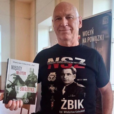 Historyk, publicysta, antykomunista.
Wolni ludzie w wolnym kraju - bez sił między- i ponadnarodowych nad nami, bez sterowanej