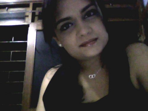 itmyself_'s profile picture. It's been a long time since I came around, been a long time but I'm back in town and this time, I'm not leavin