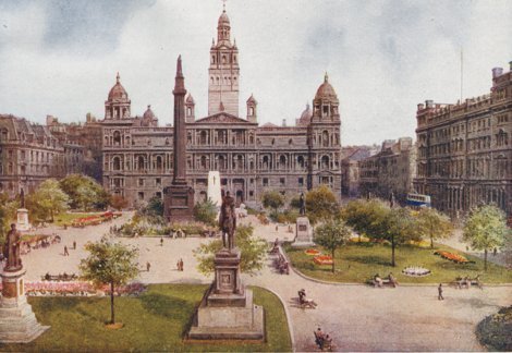 Glasgow's principal public space, George Square, belongs to the people of Glasgow not to pop-up businesses and events.
http://t.co/PnKEtIxKpR