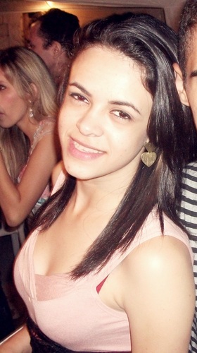 Estudante de Ciências Contábeis, Desastrada, Tímida, Chata, Chorona, Irritante, Teimosa, Preguiçosa, Gulosa...