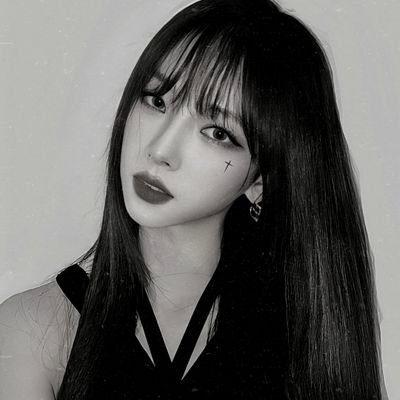 mamaof10so15763's profile picture. Travel, DIY & Home Politics General News