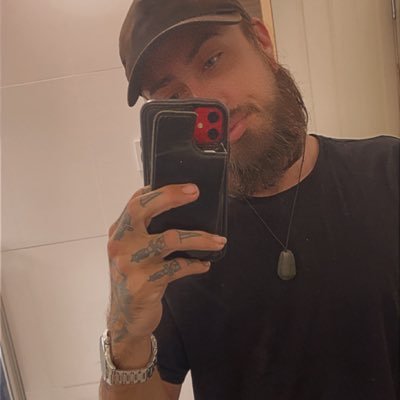 Twitch Streamer | Path to Affiliate | Follow for follow on Twitch! ❤️ | OSRS player