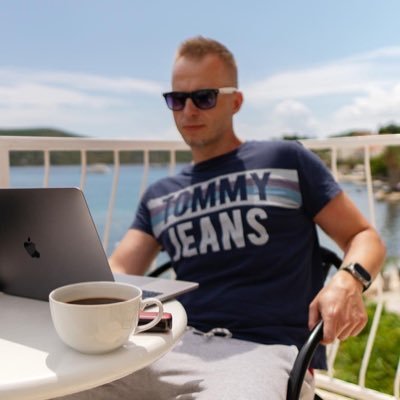 Tommy Loude is a house music producer from Poland. Creating house-style tracks like the melodic, deep, and progressive. Follow Tommy on Twitter! 🤗