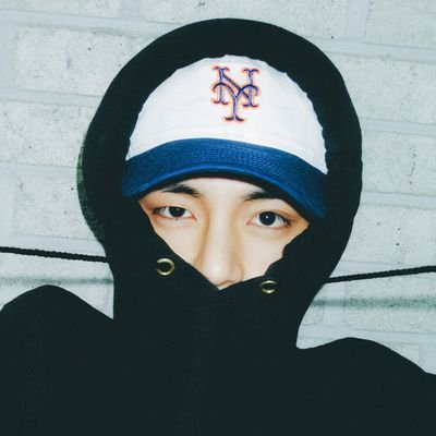 27 / Libra / Taejoongi + Jin Biased 💚🖤 / OT7 wreck me / Hard stan with a sprinkle of soft / 20+ only *Fan Account *