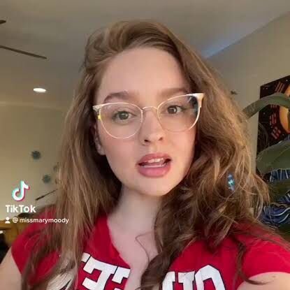 Stella73042's profile picture. Hi....am Stella sweet funny caring beautiful and fun to chat with and I'm looking for a serious relationship