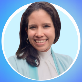 Especialista en Comunicaciones Estratégicas
#PeriodistaDigital 🇻🇪 y 🇨🇴
Contáctame en: PrensaColombia@ArzolayComunicaciones.com