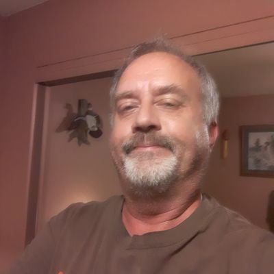 twehking's profile picture. 