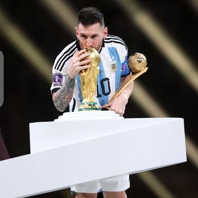 popular loner,Messi🐐,ChelseaFC, Italian football,shameless, specialty in Italian cuisine(Chef de partie)