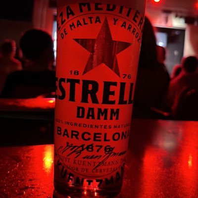 laquintetlse's profile picture. Rugby addict, supporter du stade toulousain.