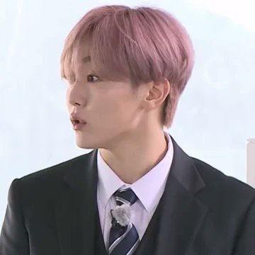 tksungs's profile picture. 