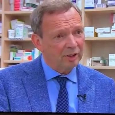 Pharmacy contractor, longest elected Chairman in NPA’s history, airplane pilot, Fellow of RPS. Views are my own. Retweets are not endorsements. #pharmacist