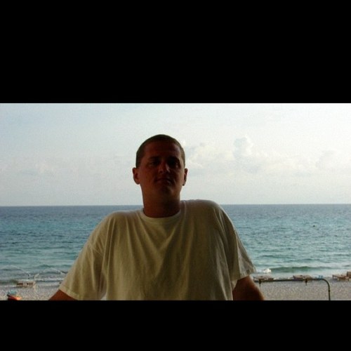 NickLee43's profile picture. God 1st, Family 2nd, Money 3rd. Down here in Tennessee striving to be a better person everyday. Kentucky Basketball fan since birth #BBN