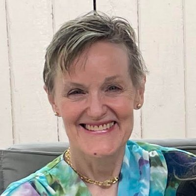 LeslieNicholsl's profile picture. 