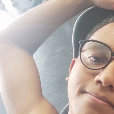 allanmilhomem's profile picture. uma bagunça frágil