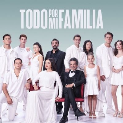 Somos la cuenta oficial de #TodoPorMiFamilia en Chile.
No te pierdas la cautivante historia de los hermanos Eren. Lunes a Miércoles 22:45 horas por @TVN.