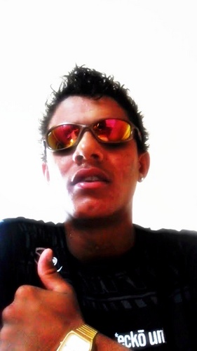 quer me conhcer melhor[]...-^^ melhorhttp://www.orkut.com.br/Main#Home?rl=t ESBÓrNIA E ALCOOL mlk só