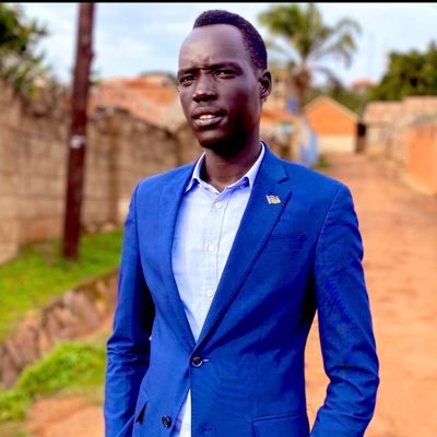 South Sudanese By Nationality, Nuer by Birth //Founder Of FANGAK BROADCAST TV// Pursuing Bachelor Of Science In Oil And Gas Management at Victoria University VU