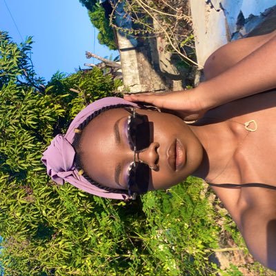 • 🇲🇿🇲🇼
• 24
• ♒
• Civil Engineering🖤
• Anyone is perfect in that world! 🏳️🌈