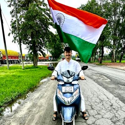 AMRITNEWAR10's profile picture. BJYM DHEKIAJULI MANDAL 
VICE PRESIDENT 🙏