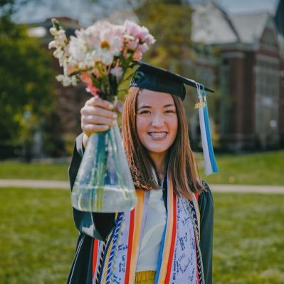 👩🏻‍🔬🏔️⚽️🦕☕️🌪️🌎🇰🇷🪨🌋🪐 Probably talking about my dog and why you should be a scientist when you grow up / Go Tigers, Chiefs, + @TUSD202 Golden Bears!