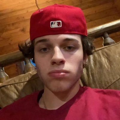 txmholland_96's profile picture. 