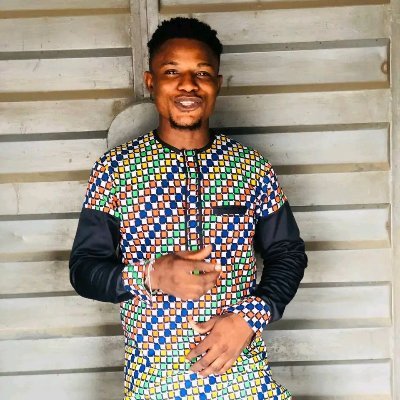 Am Eniola Peter Ajayi
Am an Aluminium fabricator