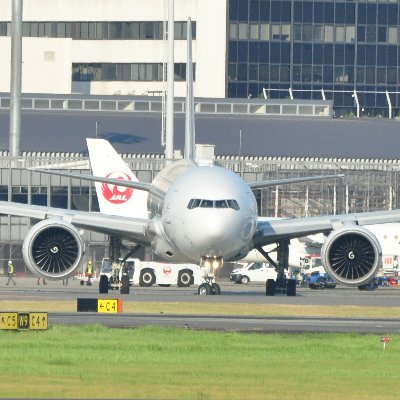 大阪空港の近くに住むB777に人生狂わせられた系飛行機オタクです/JAL派 /鉄オタも兼任してます→ @HK7000tkz
 リンク→インスタ垢