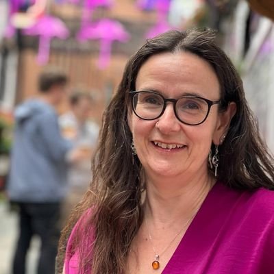 Doctor of writing, Ulster University, linguist and yoga teacher.
Draft novel 'A Quiet Hill' long-listed in Jenny Brown 2023 Debut Writers Over 50 Award