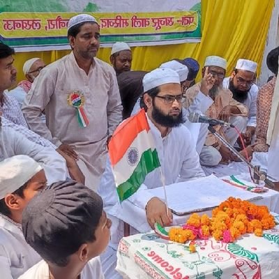 MohsinDanishi's profile picture. Official Account Of Mohammad Mohsin| I Am indian muslim, My Writer, Teacher, Urdu and Arabic. 

 Subscribe to My Youtube Channel           👇👇👇👇👇👇