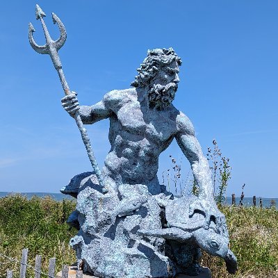 RyanSenator's profile picture. I practice psychotherapy primarily oriented on the work of Carl #Jung